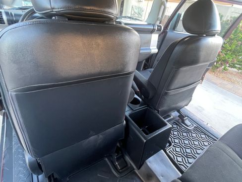 Used 2007 Toyota FJ Cruiser 4WD image 31