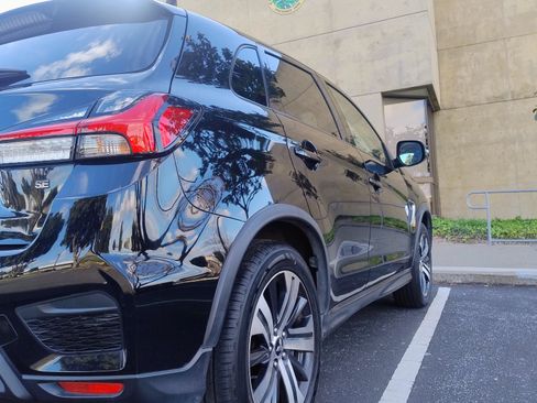 Used 2020 Mitsubishi Outlander Sport SE image 11