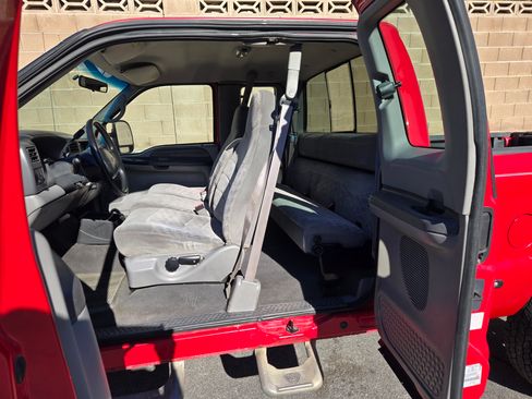 Used 1999 Ford F250 Short Bed image 9