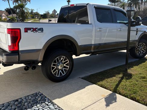 Used 2019 Ford F250 King Ranch w/ King Ranch Ultimate Package image 6