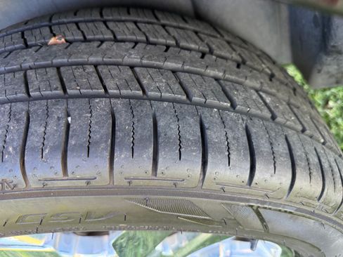 Used 2013 Ford Edge Limited w/ Driver Entry Pkg image 16