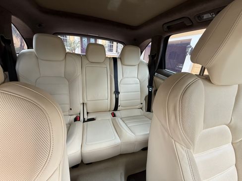 Used 2014 Porsche Cayenne GTS image 9