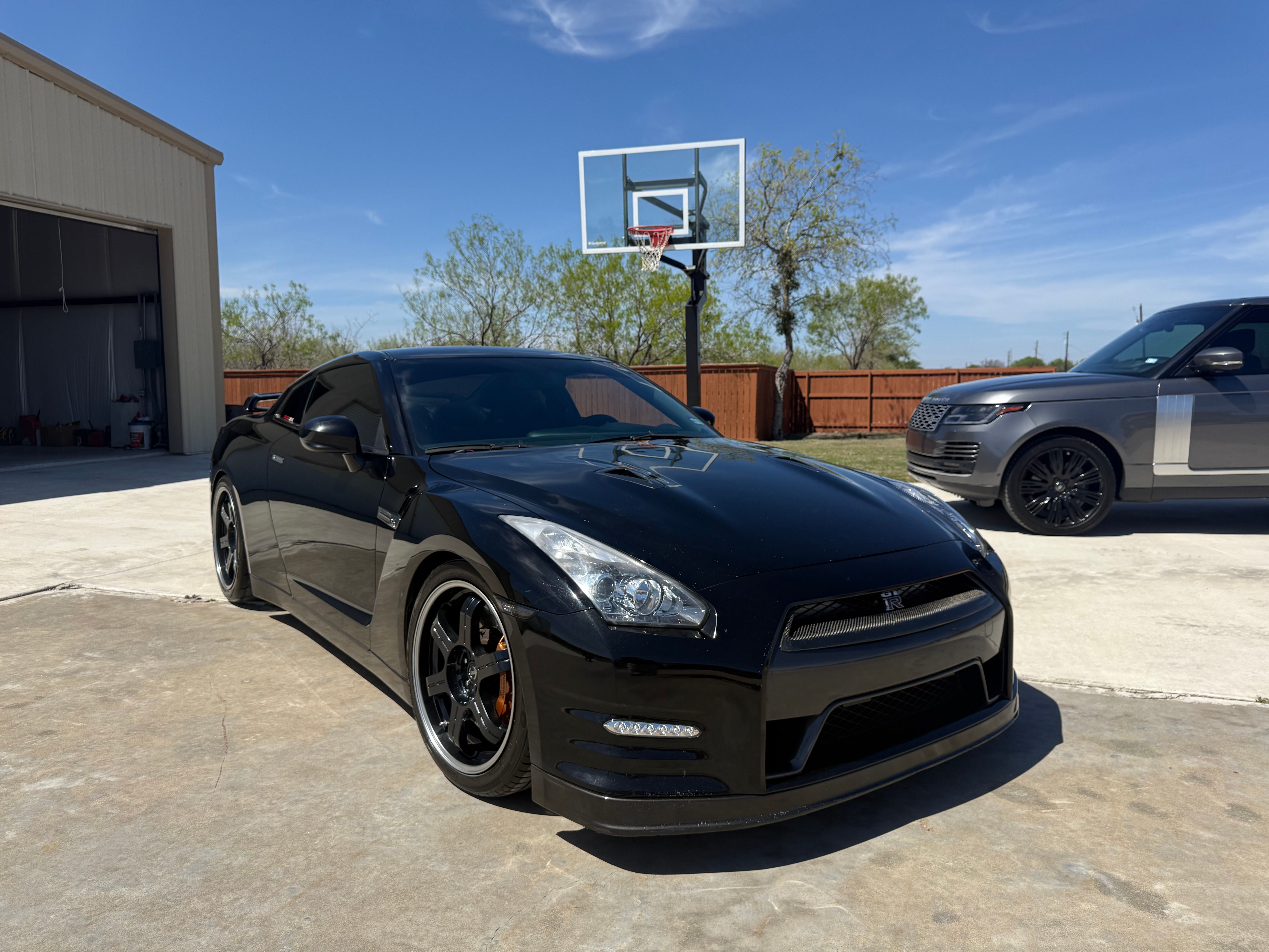 Used 2012 Nissan GT-R Black Edition AWD/4WD image 9
