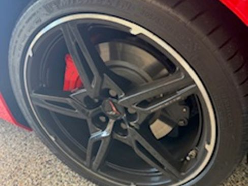 Used 2023 Chevrolet Corvette Stingray Premium Conv w/ Z51 Performance Package image 24