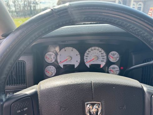 Used 2005 Dodge Ram 3500 Truck SLT image 16