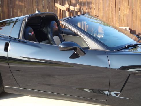 Used 2005 Chevrolet Corvette Coupe w/ Preferred Equipment Group image 16