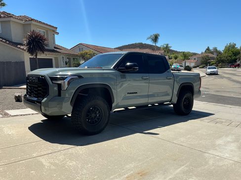 Used 2024 Toyota Tundra Limited AWD/4WD image 1