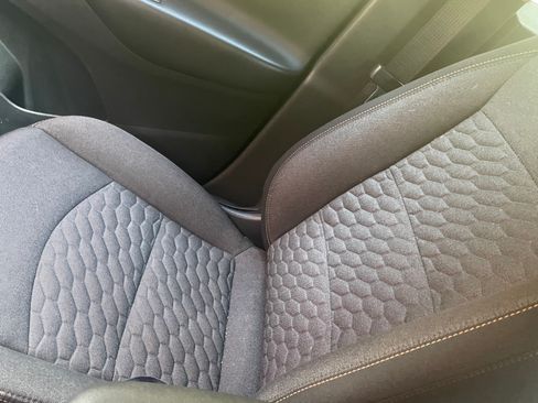 Used 2020 Chevrolet Equinox LT image 13