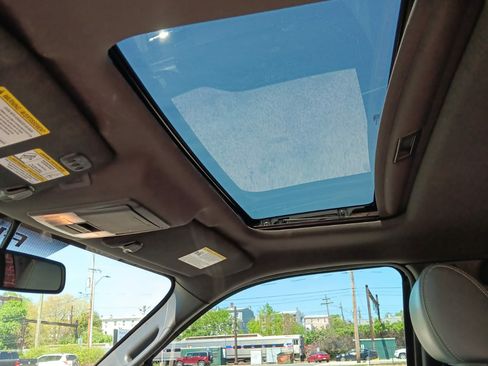 Used 2011 Ford F150 Lariat Limited image 10