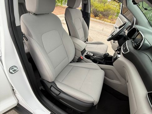 Used 2019 Hyundai Tucson Value image 18