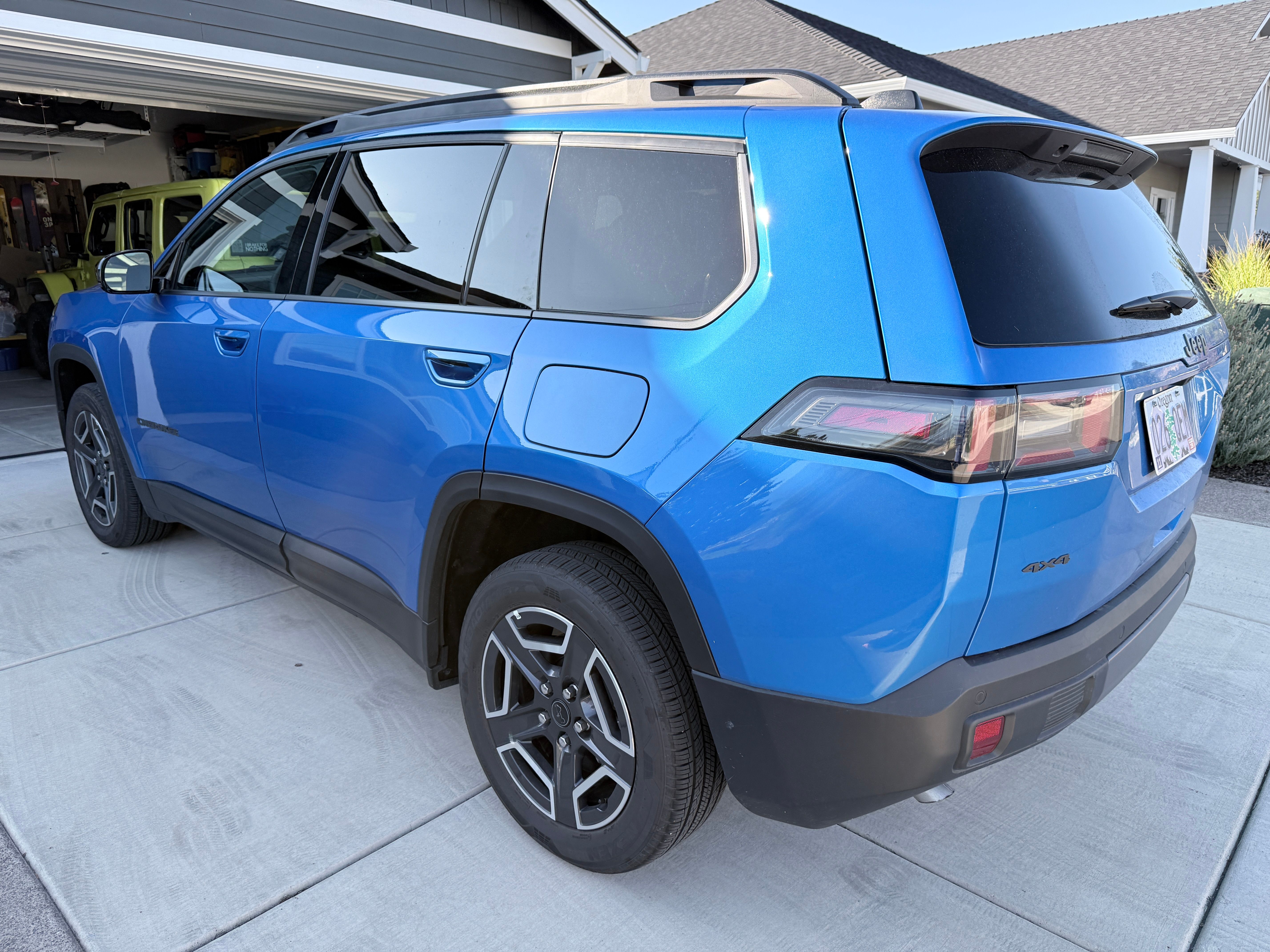 Used 2026 Jeep Cherokee Limited AWD/4WD image 11