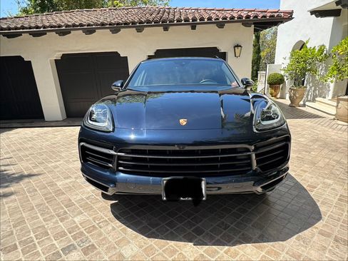 Used 2019 Porsche Cayenne E-Hybrid AWD/4WD image 8