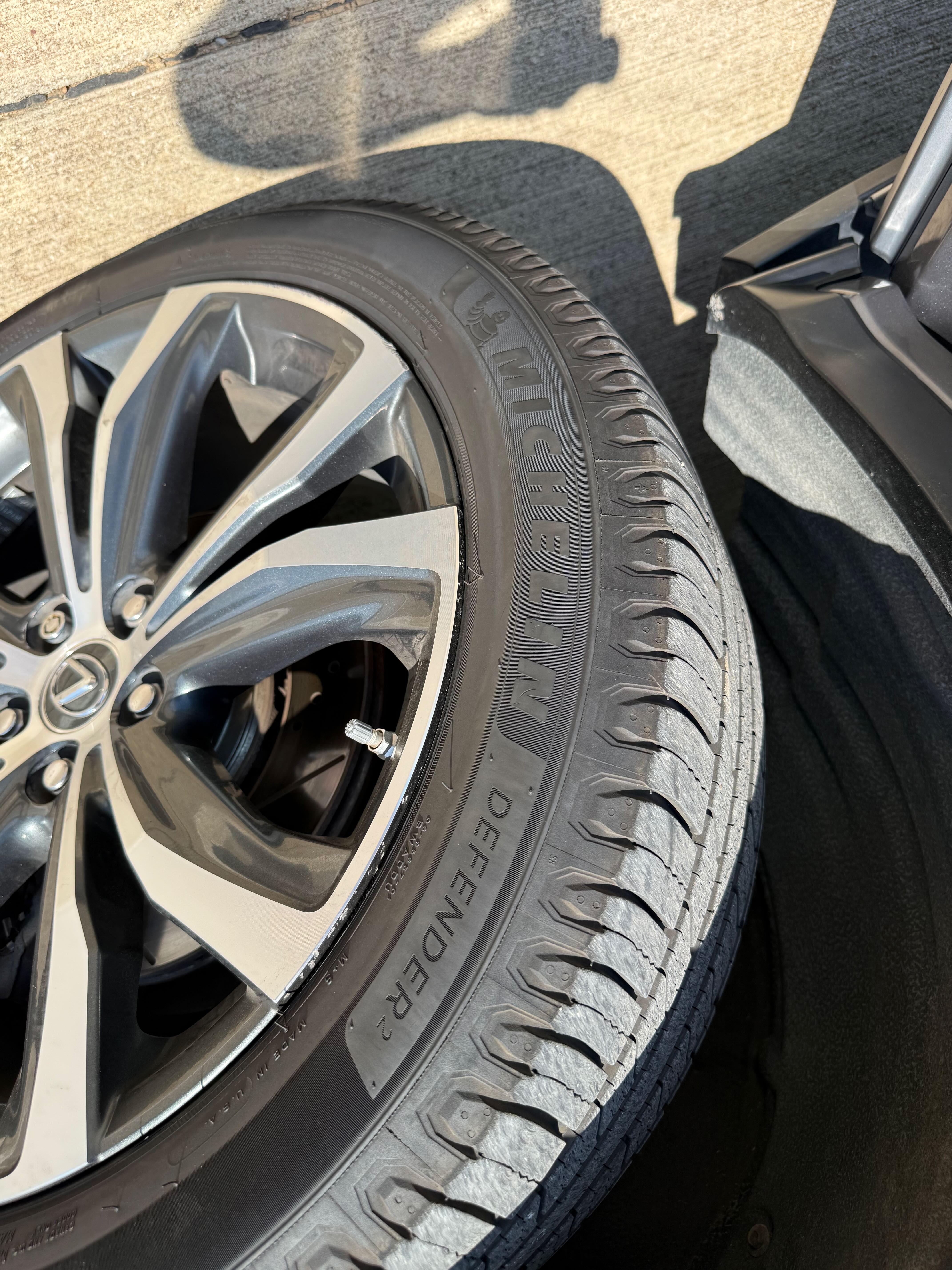 Used 2018 Lexus RX 350 AWD w/ Premium Package image 21