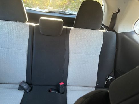 Used 2014 Toyota Yaris LE FWD image 16