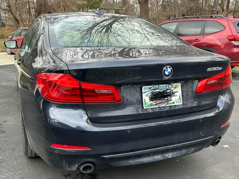 Used 2018 BMW 530e w/ Premium Package 2 image 9