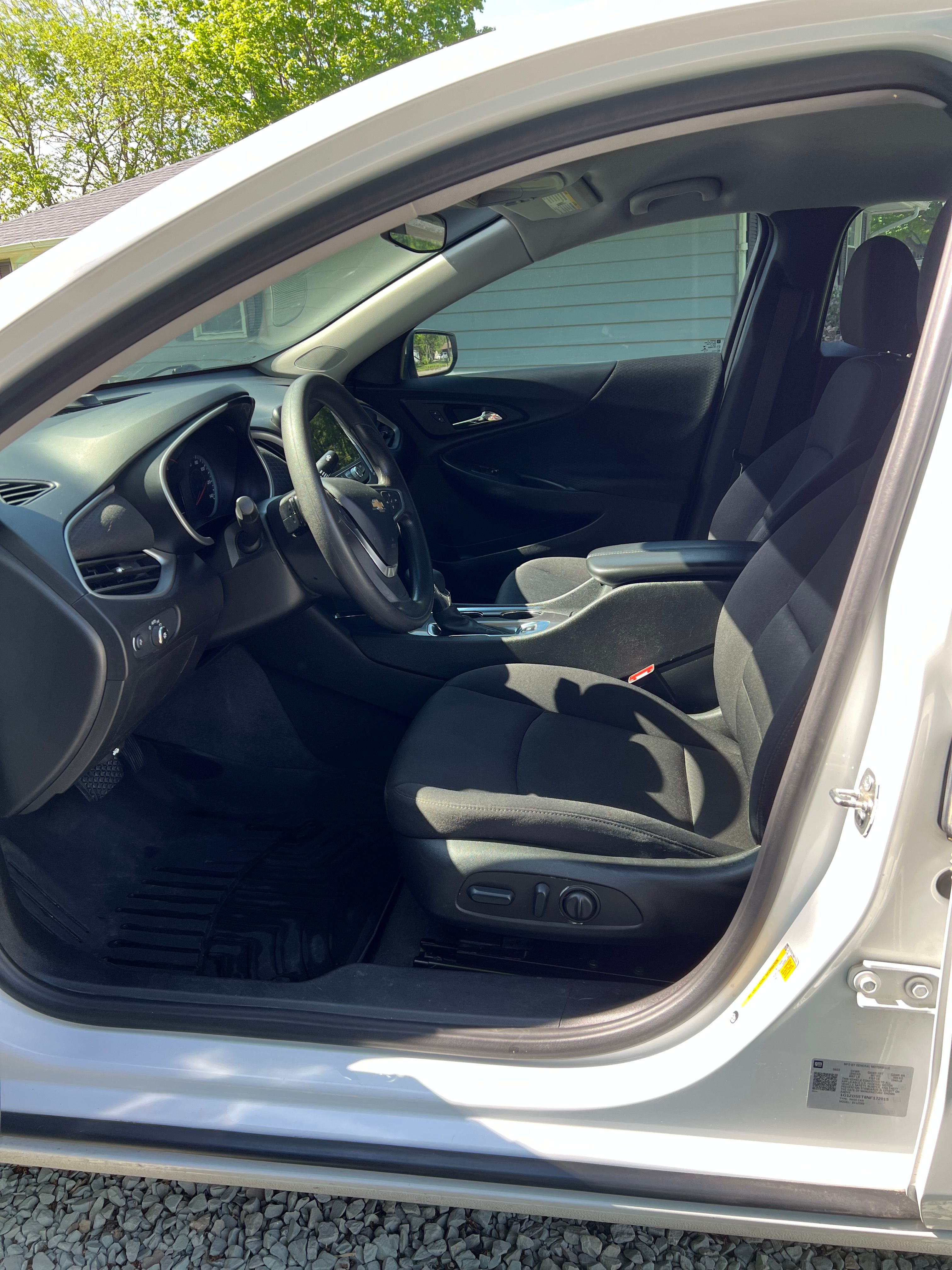 Used 2022 Chevrolet Malibu LT FWD image 8