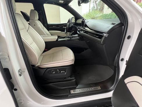 Used 2021 Cadillac Escalade Sport w/ Driver Assist Tech Package image 6