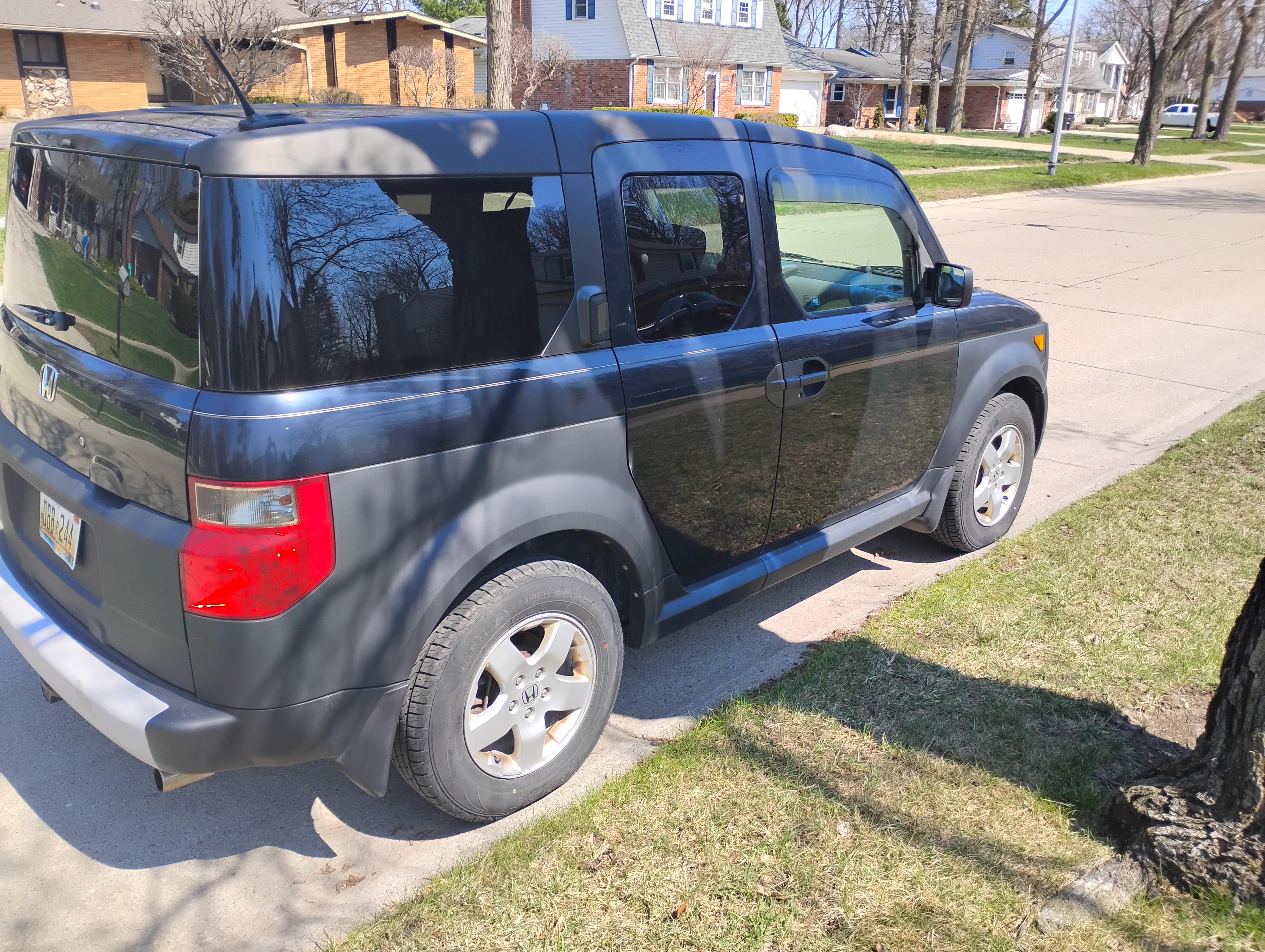 Used 2005 Honda Element EX image 6