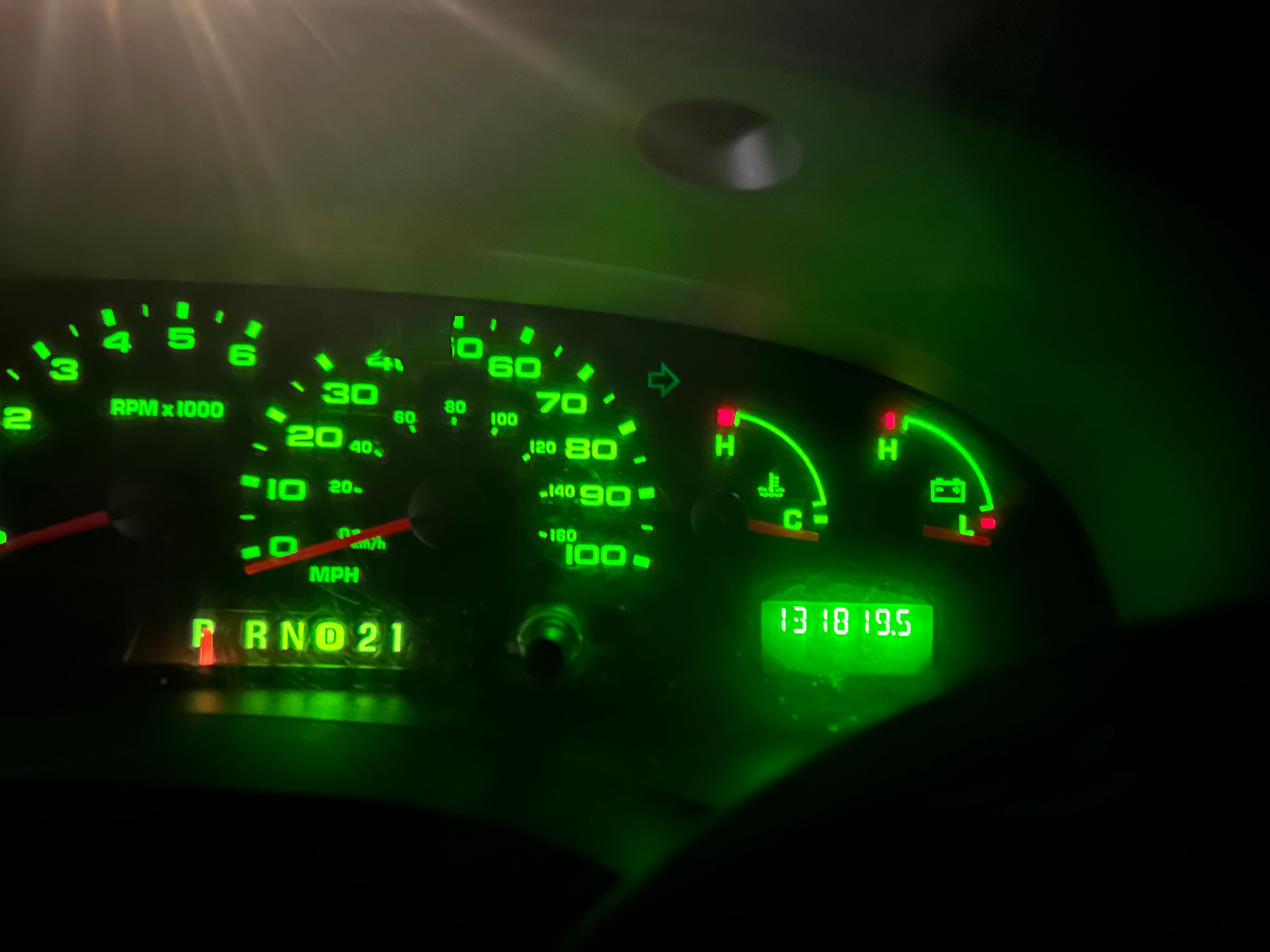 Used 2004 Ford E-150 and Econoline 150 RWD image 9
