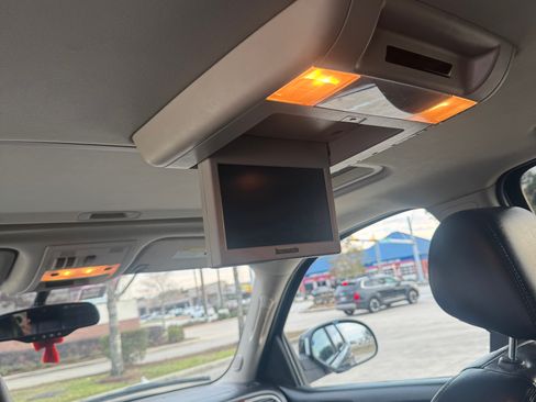 Used 2013 Chevrolet Tahoe LT w/ Luxury Package image 31