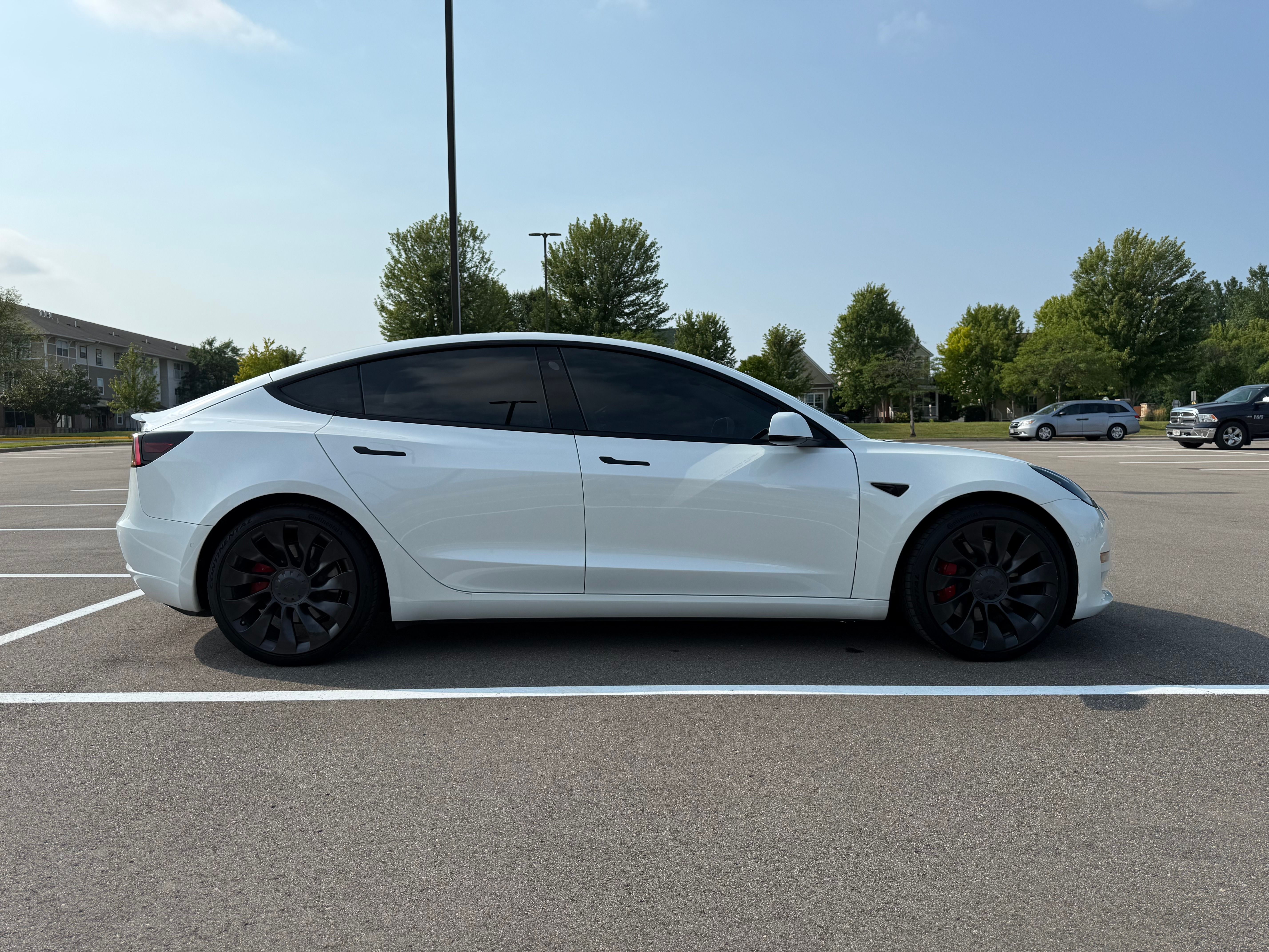 Used 2022 Tesla Model 3 Performance AWD/4WD image 8