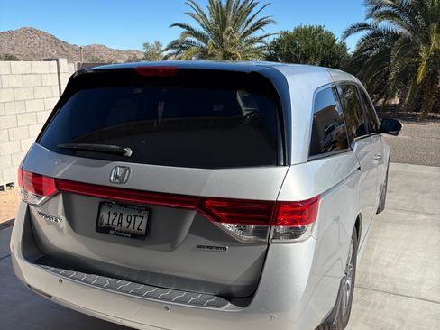 Used 2014 Honda Odyssey Touring image 15