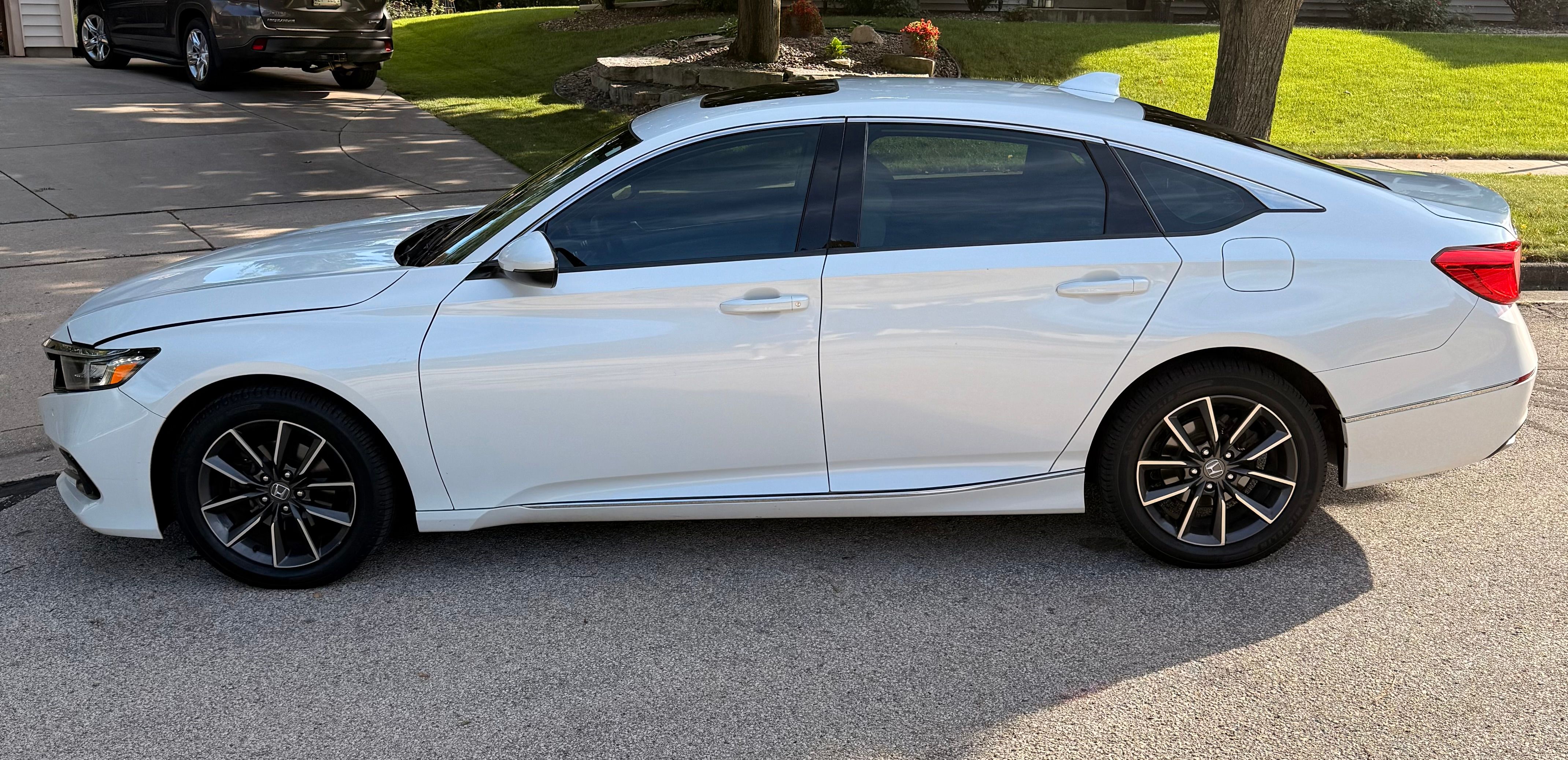 Used 2021 Honda Accord EX-L image 2