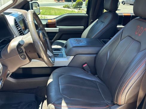 Used 2015 Ford F150 King Ranch w/ Equipment Group 601A Luxury AWD/4WD image 11