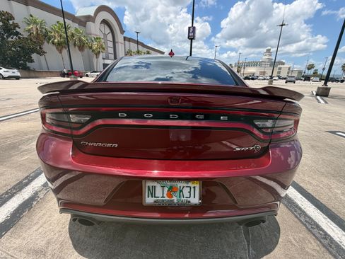 Used 2019 Dodge Charger SRT Hellcat w/ Harman/Kardon Audio Group RWD image 9