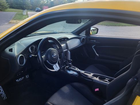 Used 2015 Scion FR-S Release Series 1.0 image 23