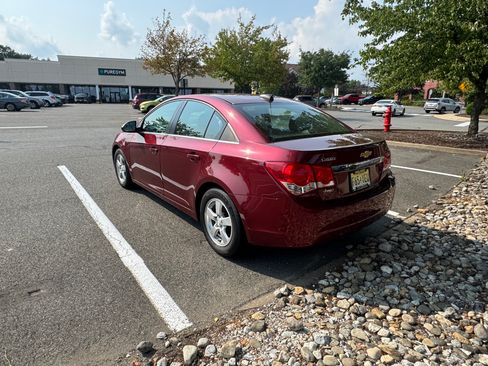 Used 2015 Chevrolet Cruze LT FWD image 5
