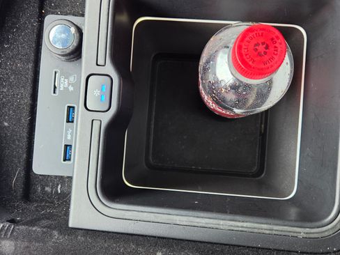 Used 2021 Land Rover Range Rover Sport HST image 14