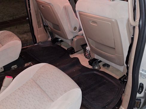 Used 2007 Chevrolet Uplander LS w/ Climate Package image 9