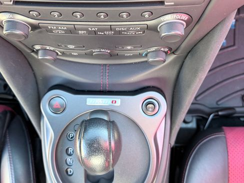 Used 2015 Nissan 370Z NISMO image 19