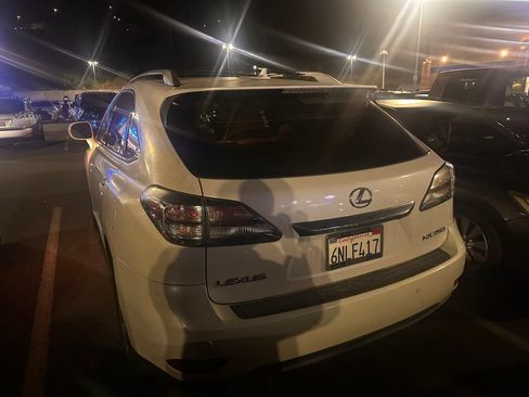 Used 2010 Lexus RX 350 2WD image 2
