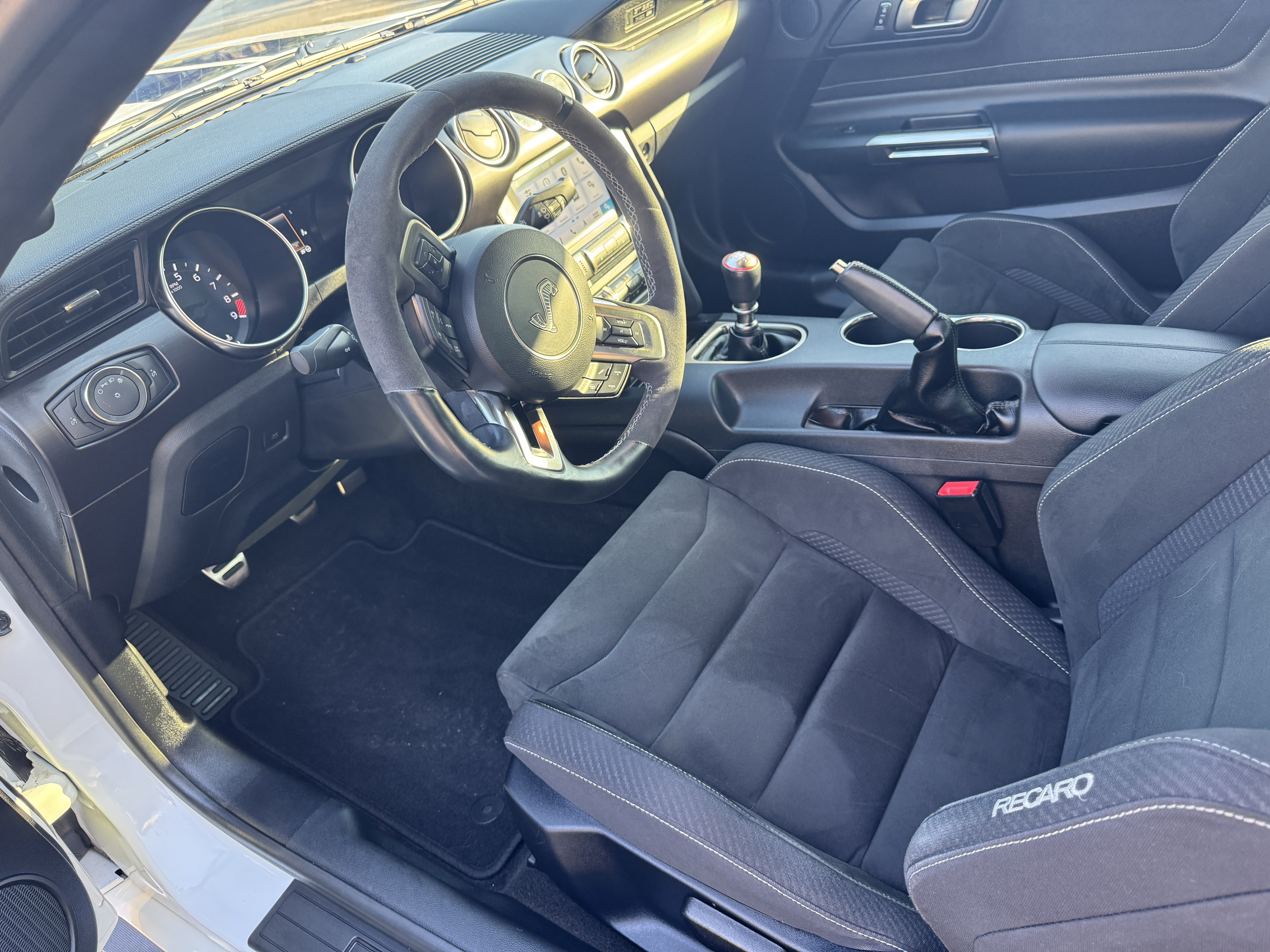 Used 2018 Ford Mustang Shelby GT350 w/ Electronics Package RWD image 16
