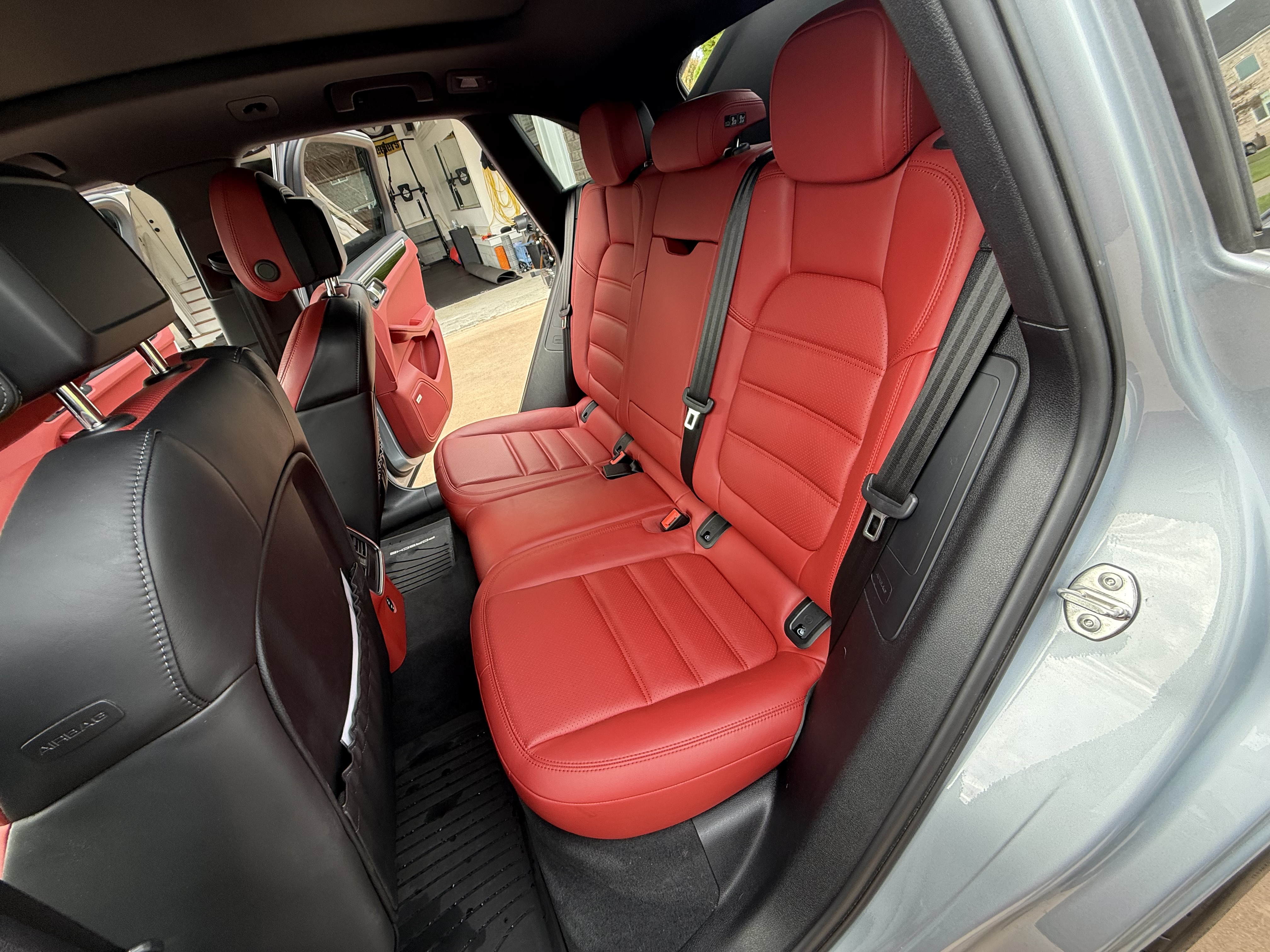 Used 2021 Porsche Macan S AWD/4WD image 19