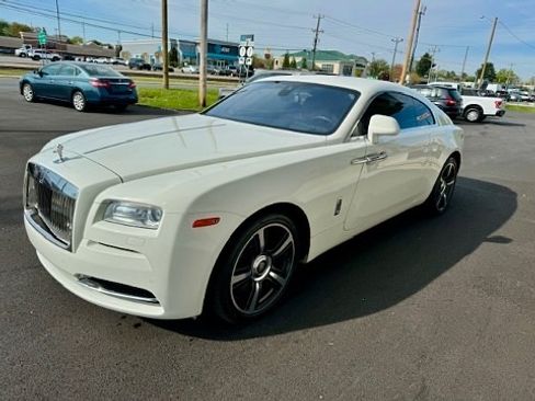 Used 2015 Rolls-Royce Wraith RWD image 14