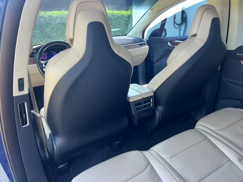 Used 2017 Tesla Model X 100D image 19