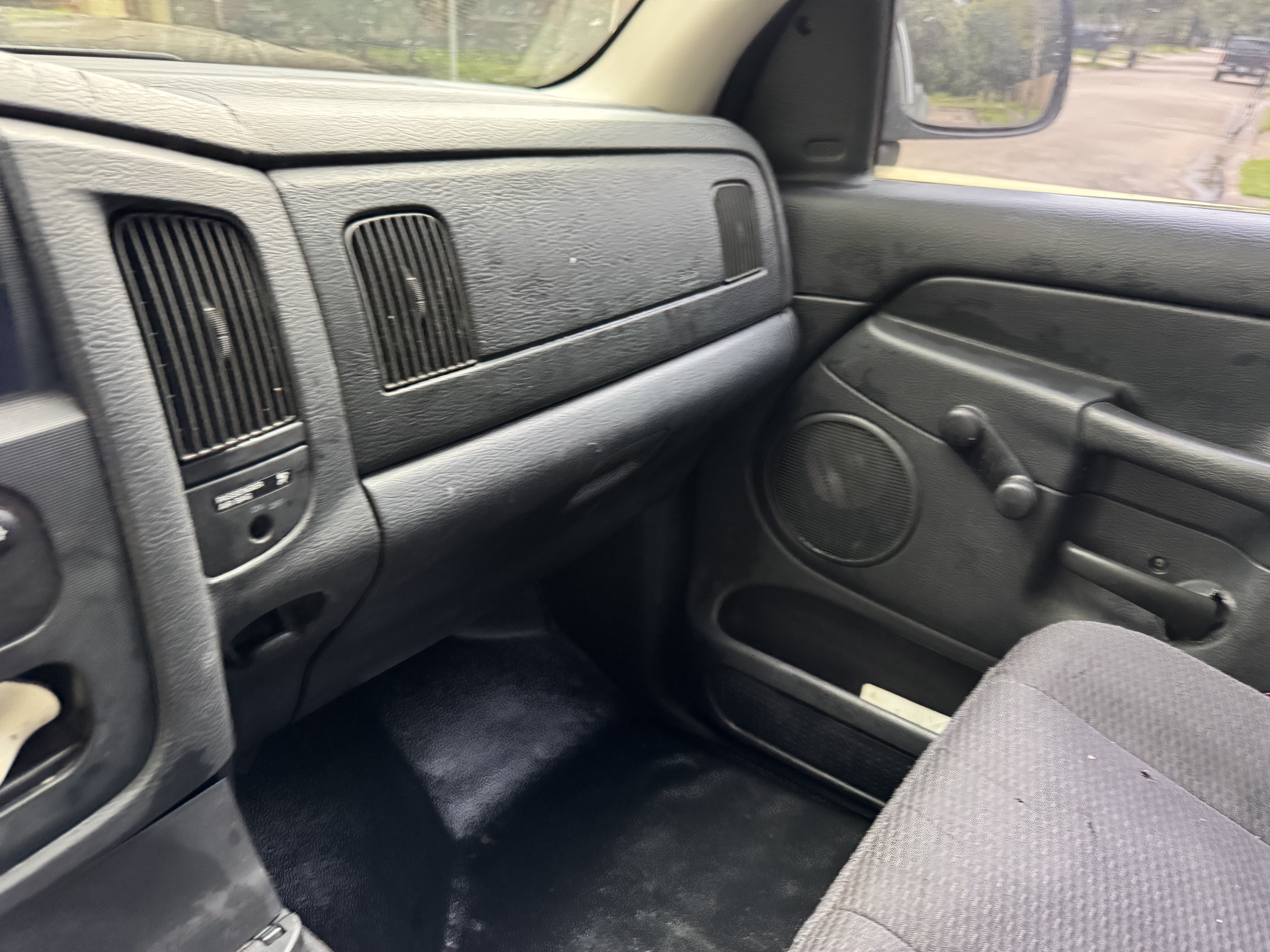Used 2003 Dodge Ram 1500 Truck ST RWD image 29