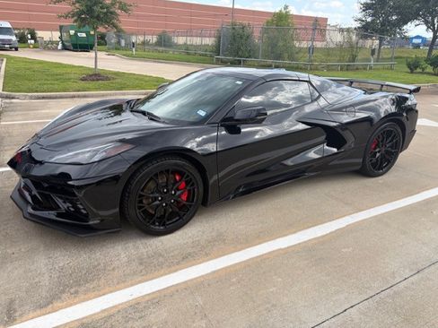 Used 2025 Chevrolet Corvette Stingray Preferred Conv w/ Z51 Performance Package RWD image 10