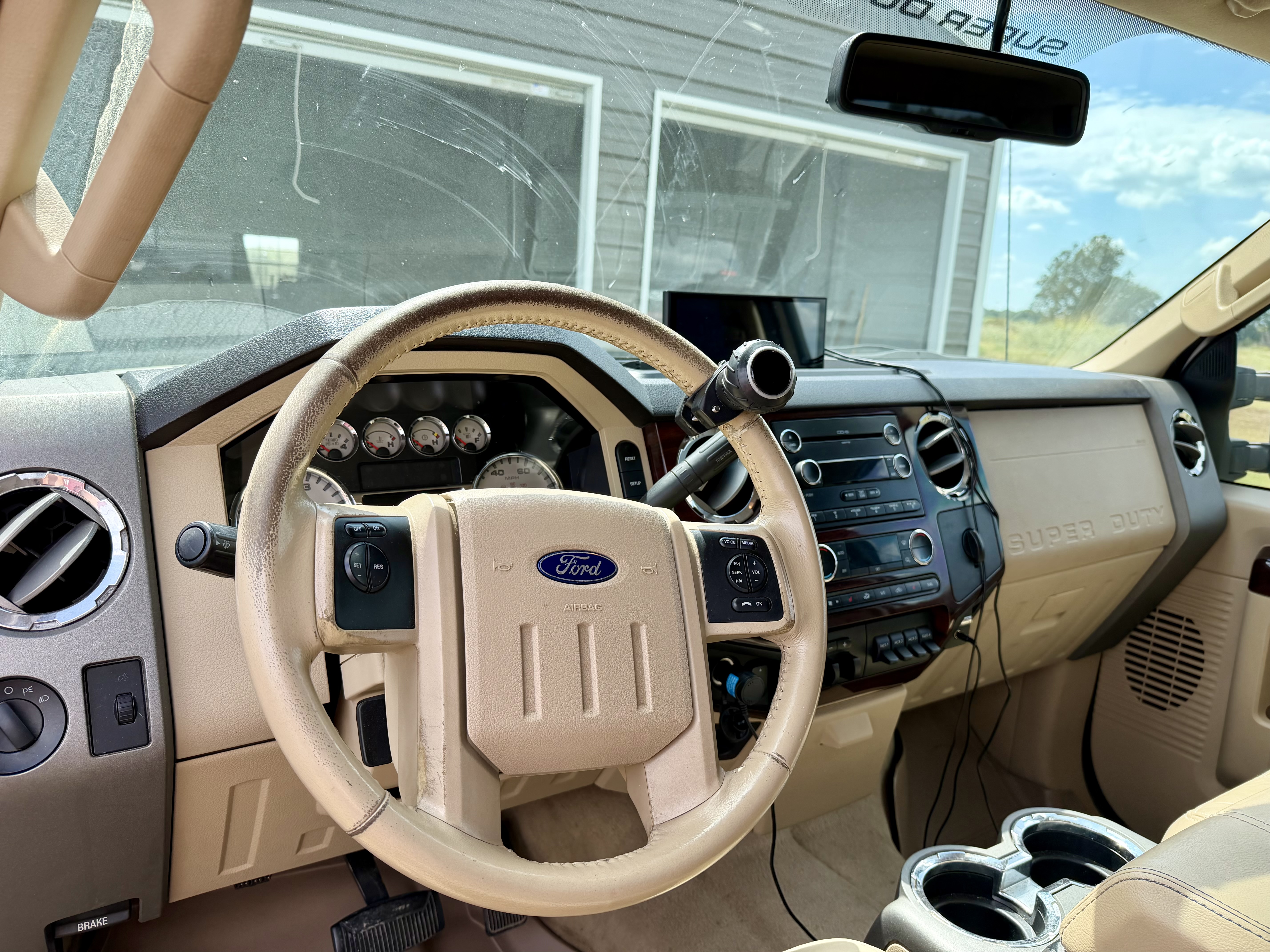 Used 2010 Ford F250 Lariat AWD/4WD image 15