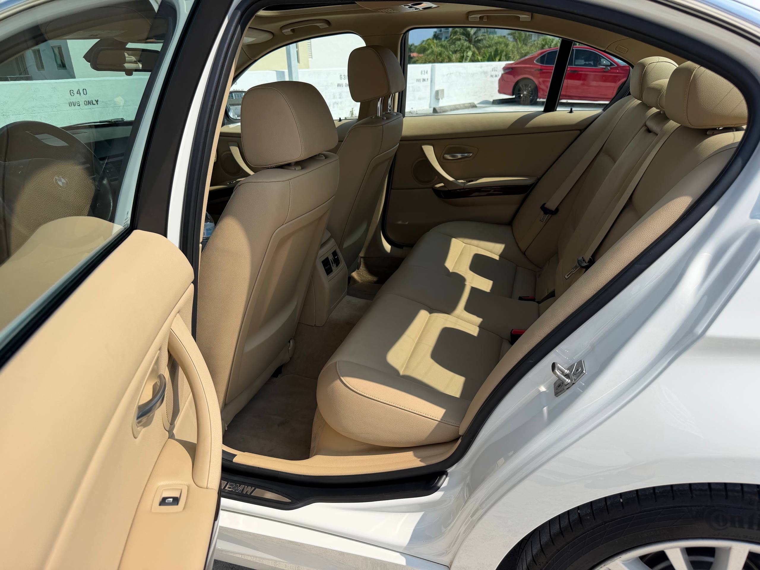 Used 2011 BMW 335d Sedan RWD image 8