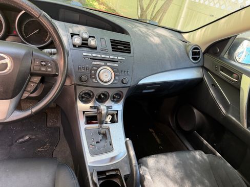 Used 2010 MAZDA MAZDA3 s Sport FWD image 6