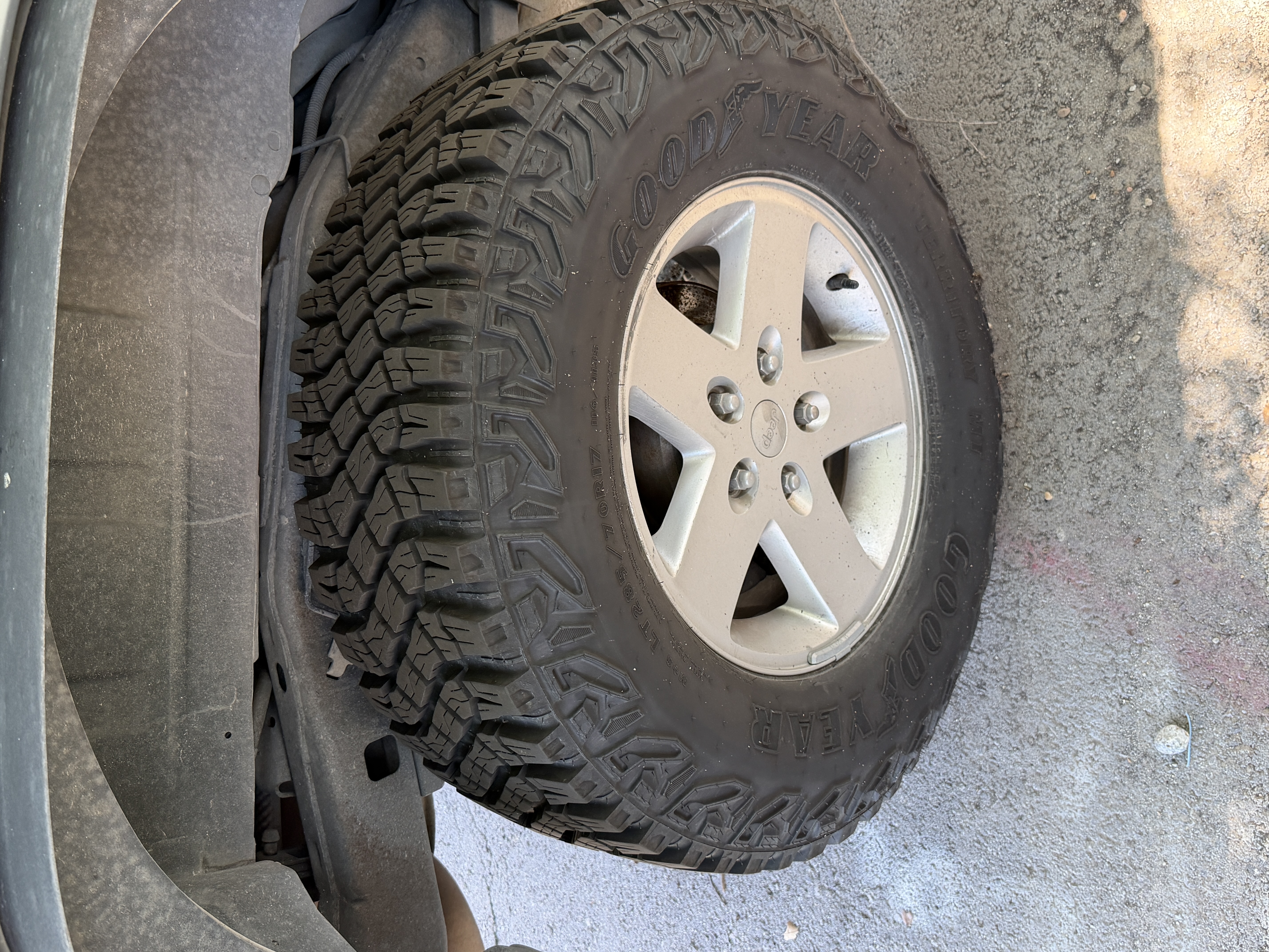 Used 2011 Jeep Wrangler Sport AWD/4WD image 10