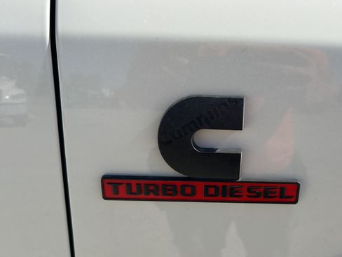 Used 2020 RAM 2500 Laramie image 3