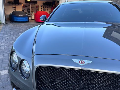 Used 2018 Bentley Flying Spur S V8 image 9