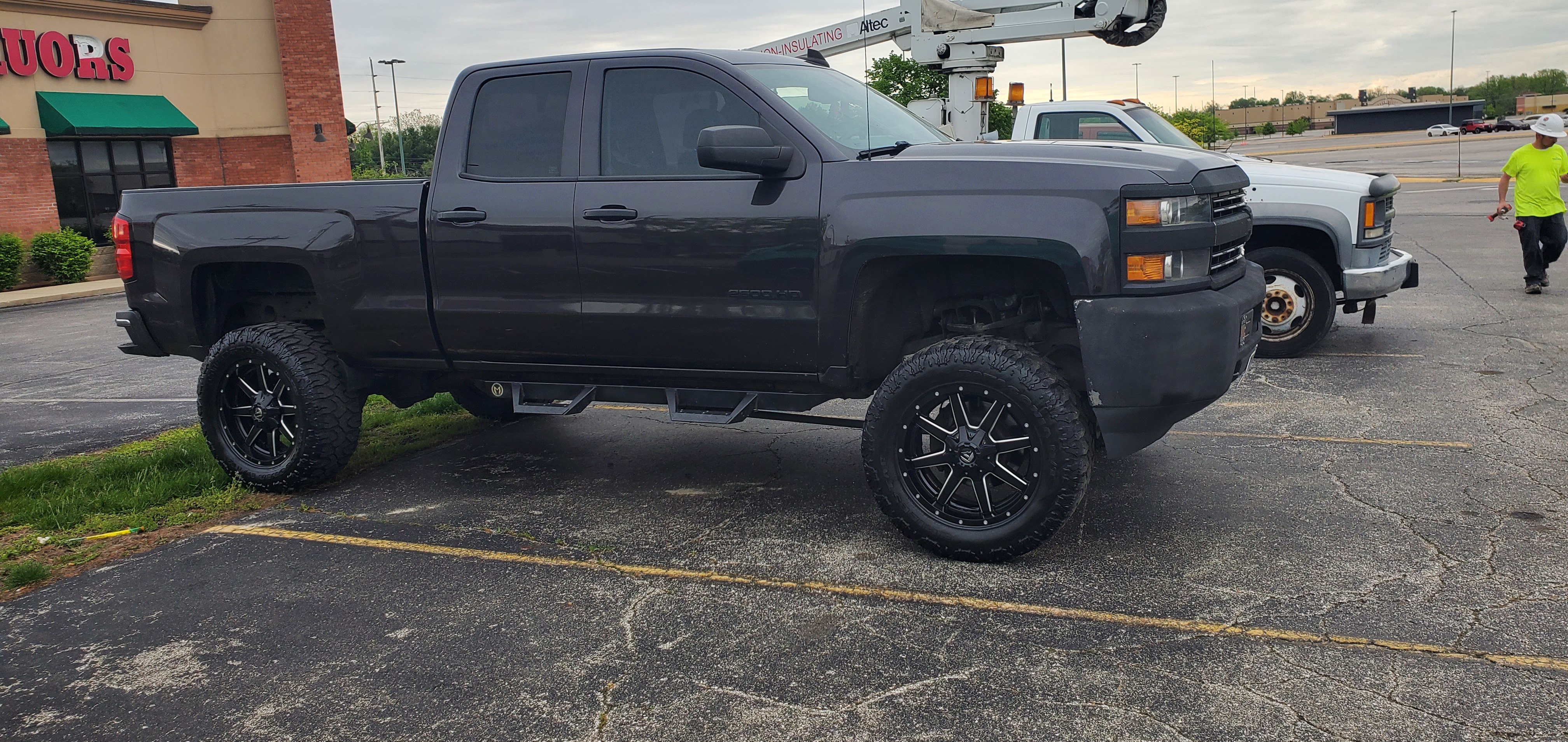 Used 2016 Chevrolet Silverado 2500 W/T RWD image 2