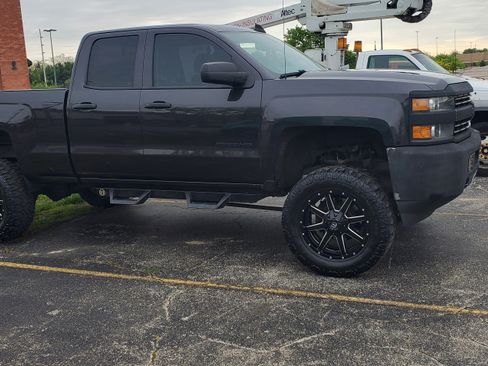 Used 2016 Chevrolet Silverado 2500 W/T image 2