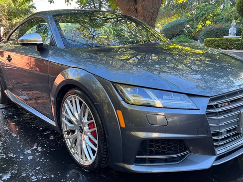 Used 2016 Audi TTS 2.0T Coupe image 9